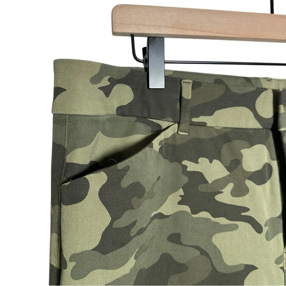 Old Navy Pixie Pants Sz 16 High Rise Skinny Leg Secret Slim Pockets Olive Green - Picture 6 of 11